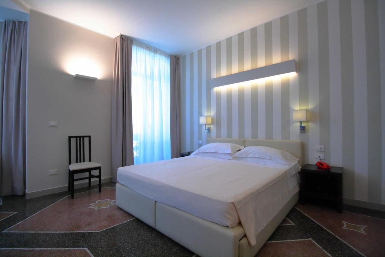 Hotel Vittoria Genova Eksteriør bilde