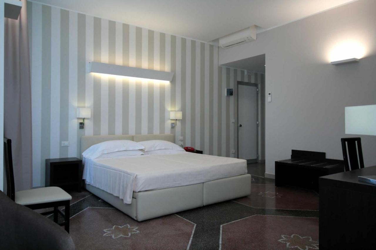 Hotel Vittoria Genova Eksteriør bilde