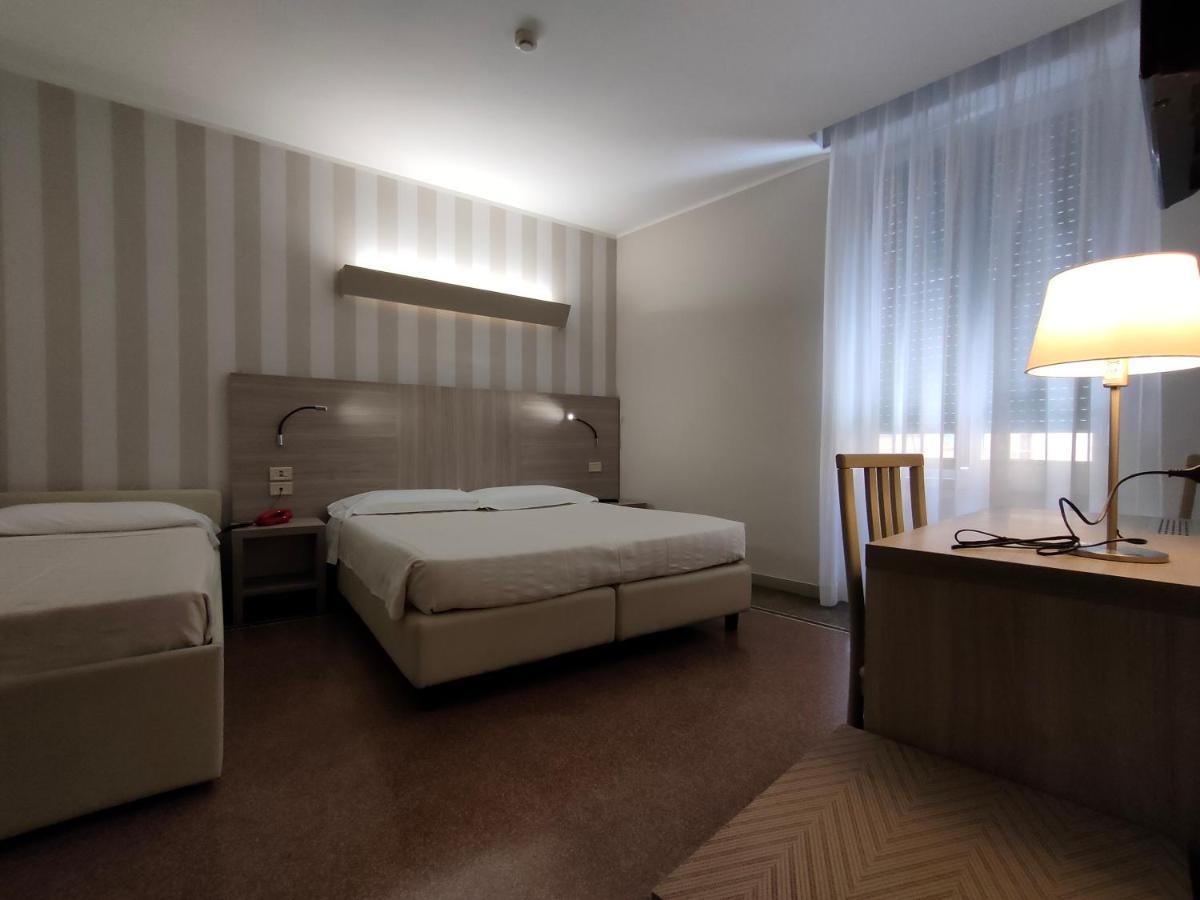 Hotel Vittoria Genova Eksteriør bilde