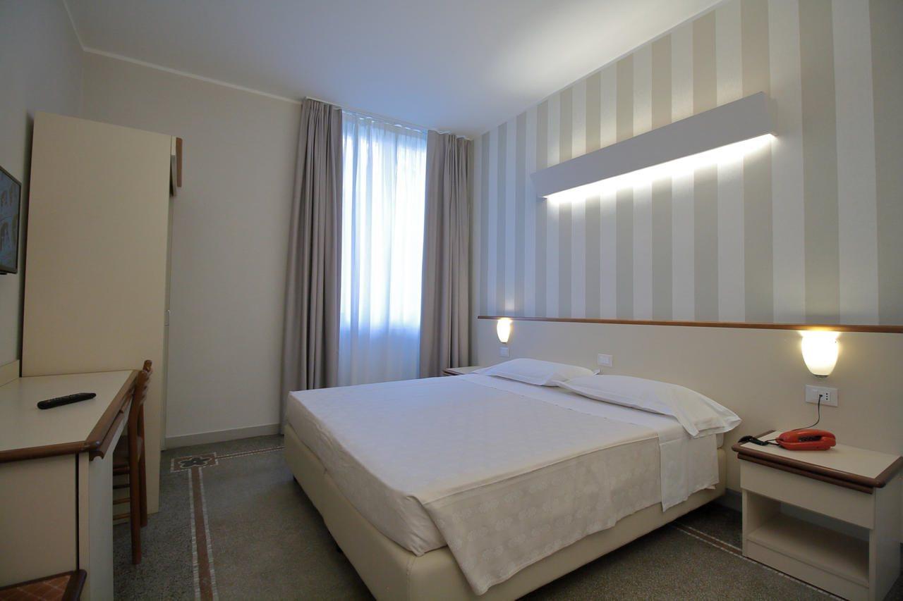 Hotel Vittoria Genova Eksteriør bilde